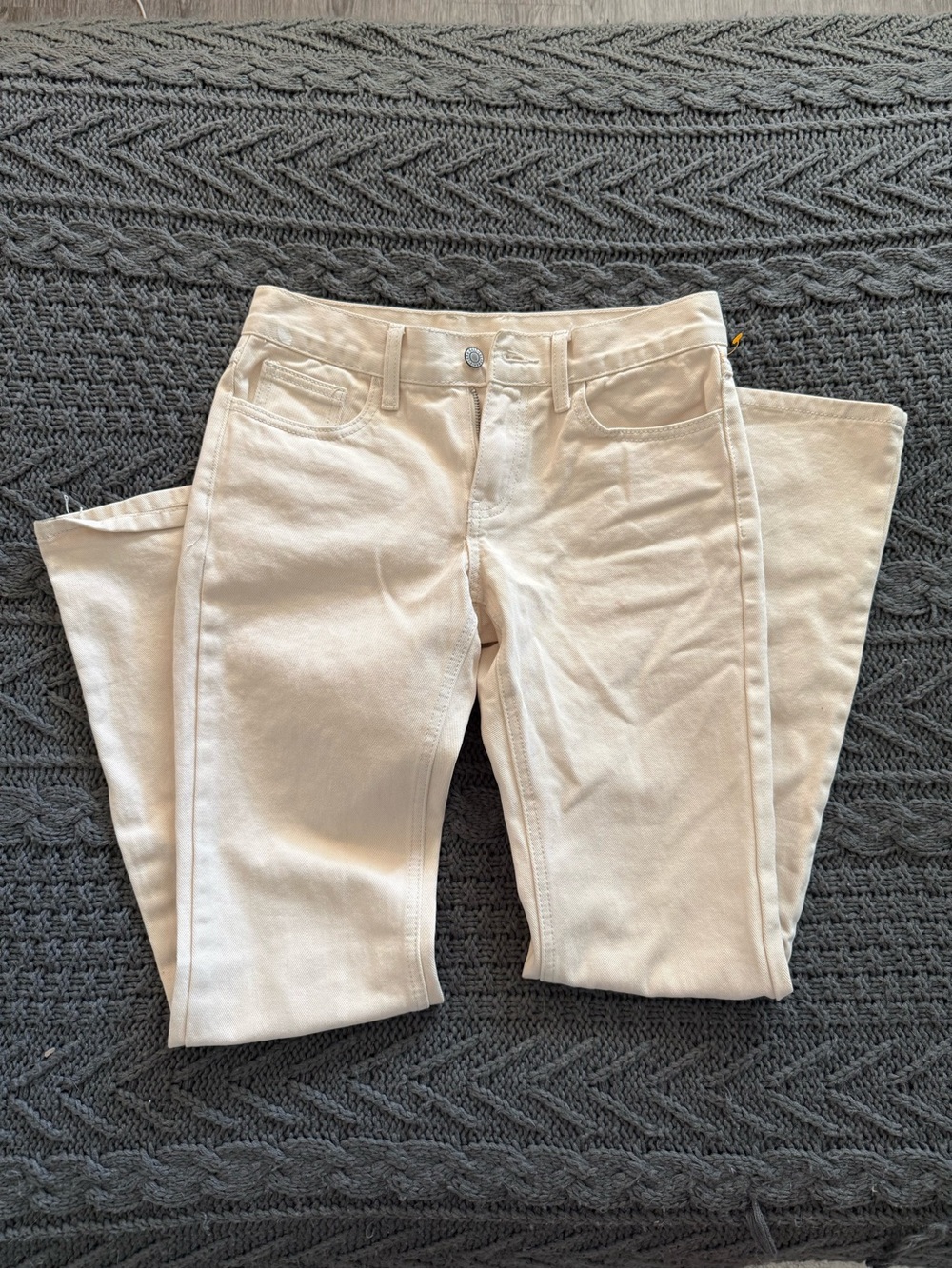 NEW Brandy Melville J Galt Denim Jeans Mid Rise Beige Flared Womens Small 28x31N